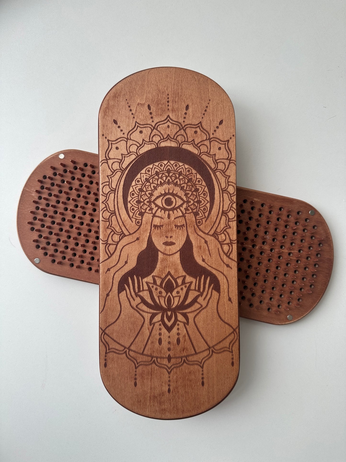 Sadhu Board with Copper Nails 0.39 inches (10 mm)